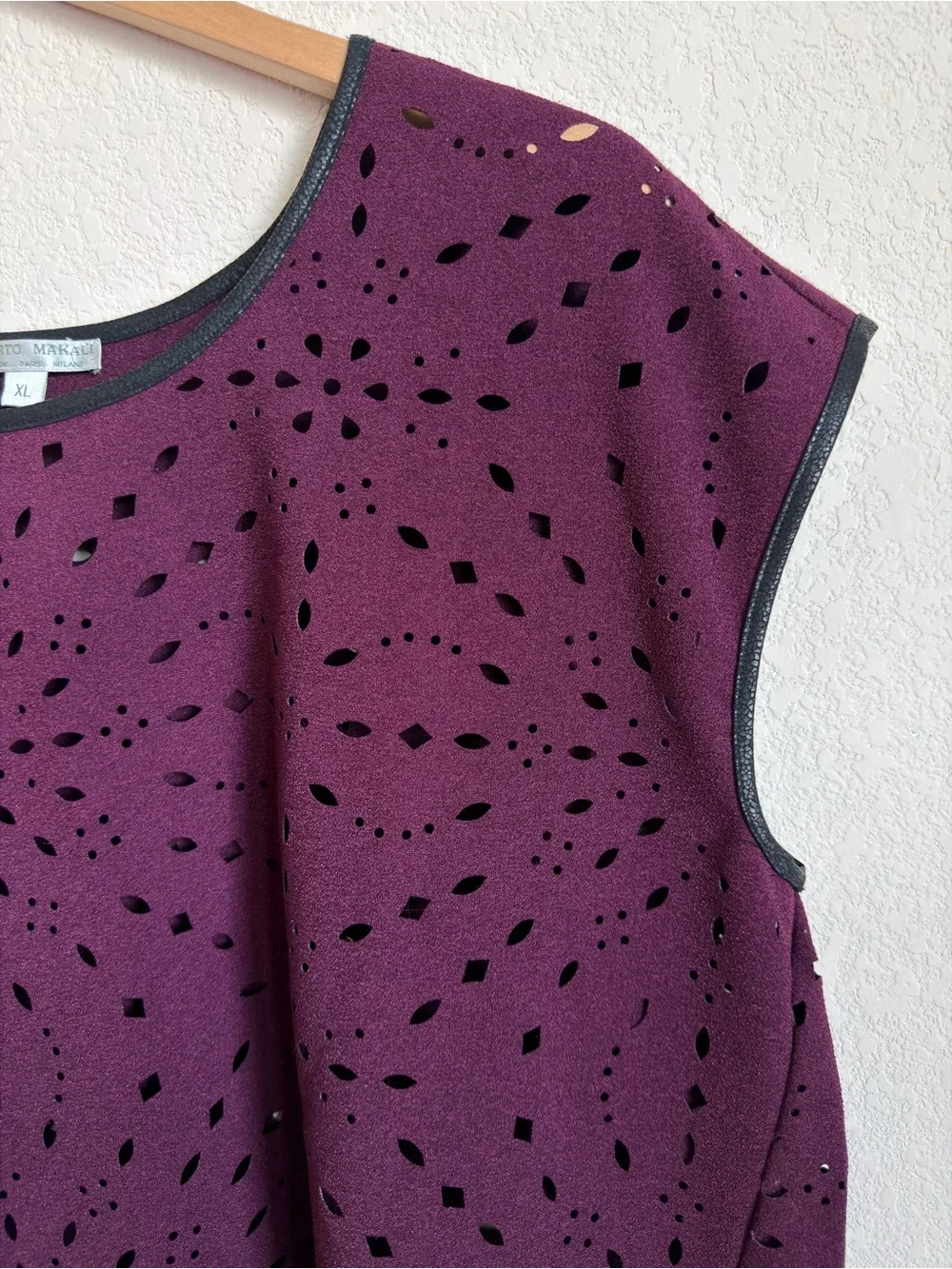Alberto Makali Laser Cut High Low Blouse XL Purple Faux Leather Trim Artsy EUC